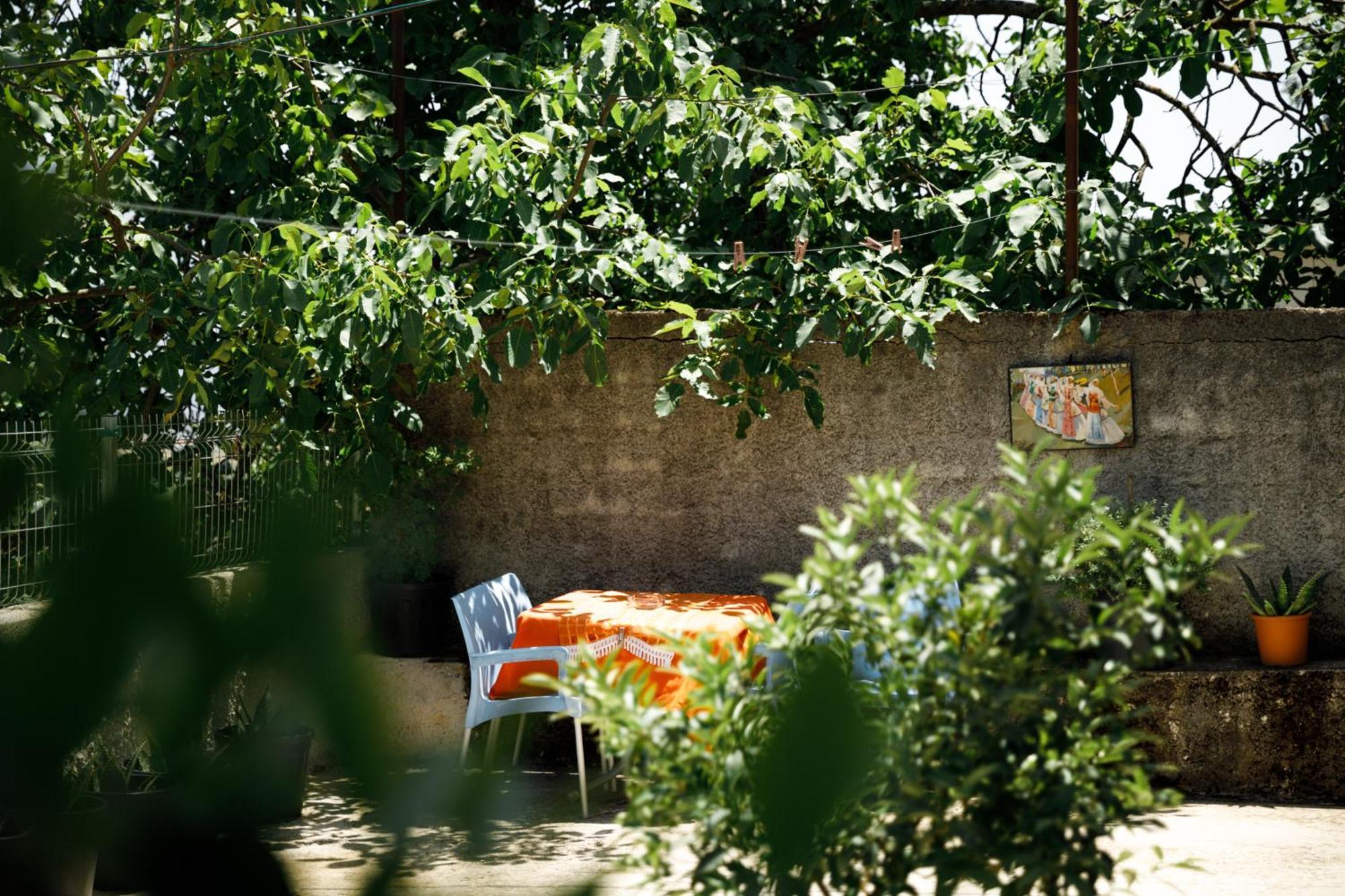 Leka Guesthouse Gjirokastër Exterior foto